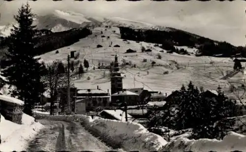 Ak La Clusaz Haute Savoie, Ortseingang, Skipiste, Winter