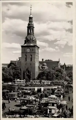 Ak Oslo Norwegen, Verkehr bei der Kirche, Markt