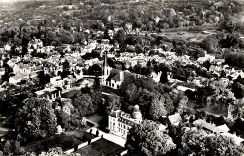 Ak Marly le Roi Yvelines, Fliegeraufnahme, Kirche