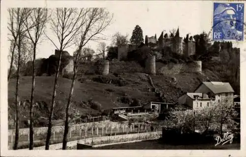 Ak Bressuire Deux Sèvres, Schloss