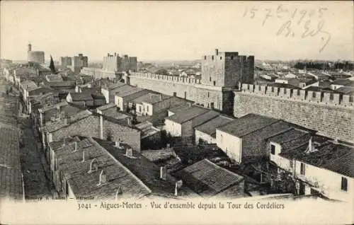 Ak Aigues Mortes Gard, Vue d'ensemble depuis la Tour des Cordeliers