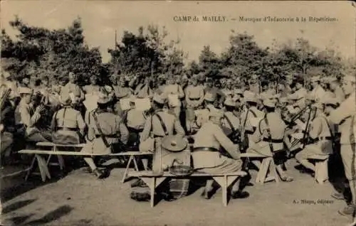 Ak Mailly le Camp Aube, Camp de Mailly, Marschkapelle der Infanterie bei der Probe