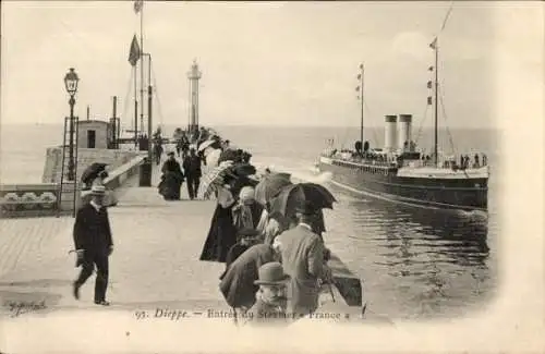 Ak Dieppe Seine-Maritime, Eingang zum Dampfer Frankreich