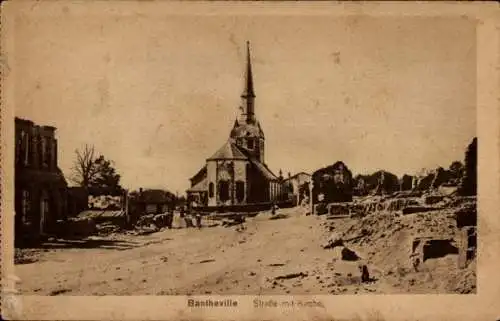 Ak Bantheville Meuse, Ansicht der zerstörten Stadt, Kirche, Straßenansicht