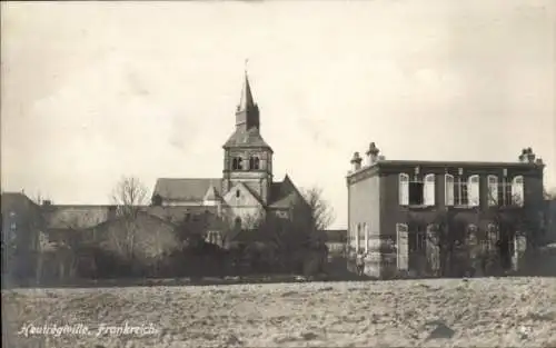 Ak Heutrégiville Marne Frankreich, Ortspartie, Kirche