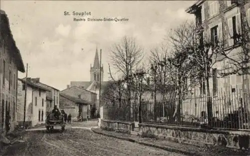 Ak Saint Souplet Nord, Deutsches Divisions Stabs Quartier, Straßenpartie mit Kirche, Fuhrwerk