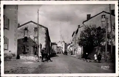 Ak Siaugues Saint Romain Haute Loire, Rue Principale