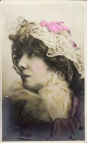 Ak Schauspielerin Sarah Bernhardt, Portrait