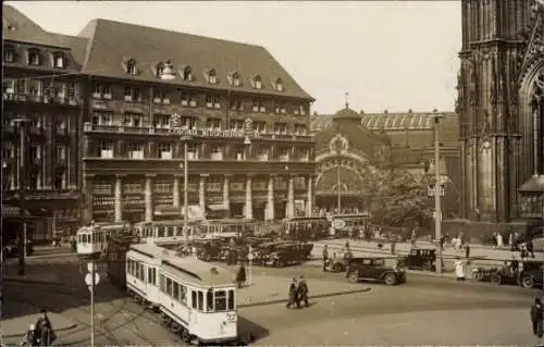 Ak Köln am Rhein, Straßenbahn, Bahnhof, Colonia Versicherung