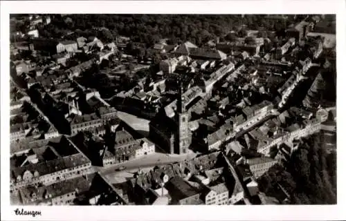 Ak Erlangen in Mittelfranken Bayern, Fliegeraufnahme der Stadt