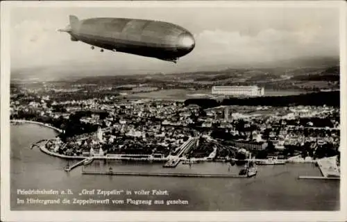 Ak Friedrichshafen am Bodensee, Fliegeraufnahme, Graf Zeppelin, Zeppelinwerft