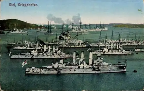 Ak Kiel, Kriegshafen mit Kriegsschiffen, Kaiserliche Marine