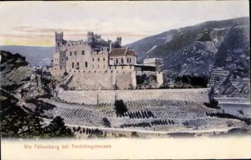 Ak Trechtlingshausen in der Pfalz, Gesamtansicht der Falkenburg, Berge