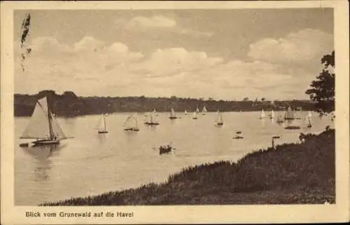 Ak Berlin Spandau Gatow, Wirtshaus Gatow, Blick vom Grunewald auf die Havel, Segelboote