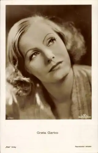 Ak Schauspielerin Greta Garbo, Portrait, Ross 5717/1