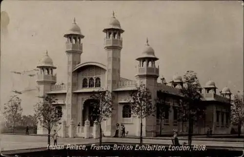 Set von 68 Ansichtskarten, London, Französisch - Britische Ausstellung 1908