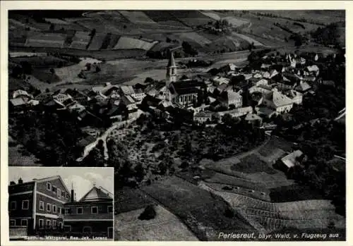 Ak Perlesreut Niederbayern, Fliegeraufnahme, Gasthaus und Metzgerei, Bes. Jak. Lorenz