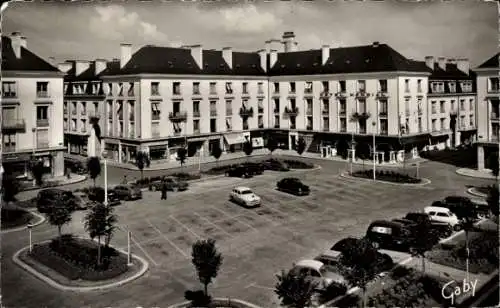 Ak Tours Indre et Loire, Place de la Resistance