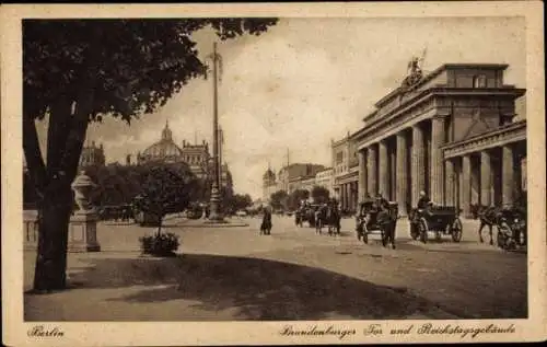 Ak Berlin Mitte, Brandenburger Tor, Reichstagsgebäude