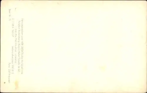 Ak Schauspielerin Francoise Spira auf einem Sessel, DEFA