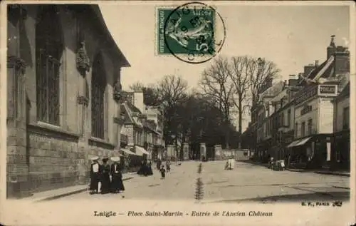 Ak L'Aigle Laigle Orne, Place Saint-Martin, Entree e l'Ancien Chateau