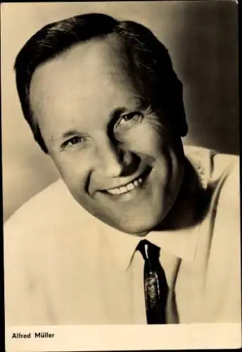 Ak Schauspieler Alfred Müller, Portrait