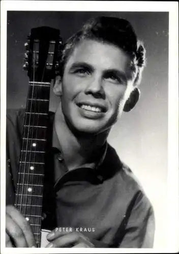 Ak Schauspieler und Sänger Peter Kraus, Portrait, Gitarre