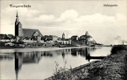 Ak Tangermünde an der Elbe, Teilansicht mit Kirche, Hafen