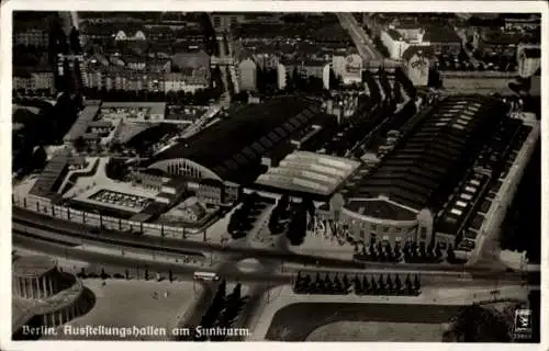 Ak Berlin Charlottenburg, Ausstellungshallen am Funkturm, Fliegeraufnahme, Klinke & Co. 13829