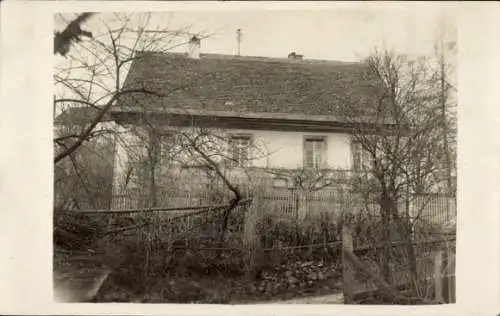 Foto Ak Egloffstein Fränkische Schweiz, Wohnhaus, Zaun