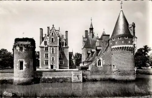 Ak Lassay sur Croisne Loir et Cher, Chateau du Moulin, Facade Ouest, Le Logis