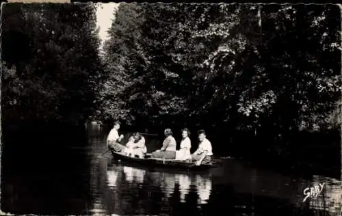 Ak Coulon Deux Sèvres, La Venise Verte, Promenade sur la Riviere, Boot