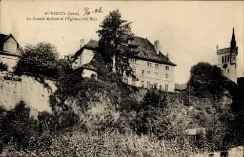 Ak Morestel Isère, großes Haus nebst Kirche