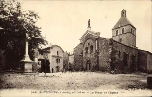 Ak Saint Felicien Ardèche, Kirchplatz, Kirche