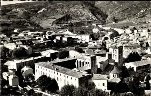 Ak Caunes-Minervois Aude, le Cloitre