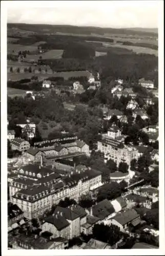 Ak Bad Wörishofen im Unterallgäu, Fliegeraufnahme, Kreuzer Hotel und Kurzhaus