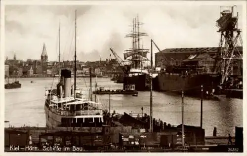 Ak Hörn Kiel in Schleswig Holstein, Hafen, Schiffe im Bau