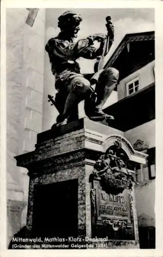 Ak Mittenwald in Oberbayern, Denkmal Mathias Klotz, Gründer des Mittenwalder Geigenbau 1684