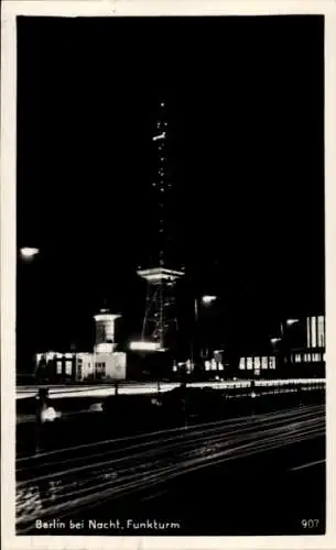 Ak Berlin Charlottenburg Westend, Funkturm bei Nacht