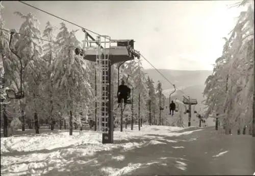 Ak Oberwiesenthal im Erzgebirge, Sessellift, Schnee