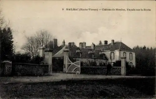 Ak Mailhac Haute Vienne, Chateau de Mondon, Facade sur la Route