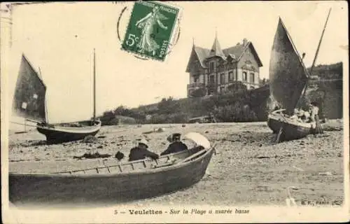 Ak Veulettes Seine Maritime, Plage a Maree Basse, Boote an Land