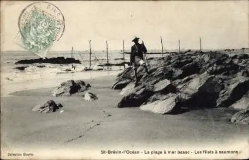 Ak Saint Brevin les Pins Loire Atlantique, La plage a mer basse, Les filets a saumons