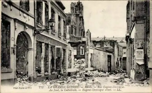 Ak Reims Marne, Rue Eugene Desteuque, Cathedrale, Grande Guerre