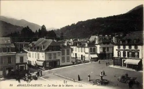 Ak Argelès Gazost Hautes Pyrénées, Place de la Mairie