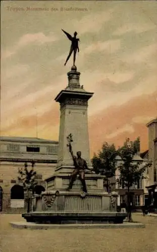 Ak Troyes Aube, Monument des Bienfaiteurs