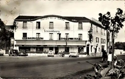 Ak Châteauroux Indre, Hotel de la Gare, Kronenbourg