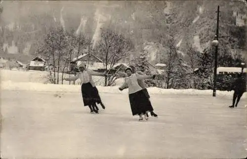 Ak Wintersport, Menschen laufen Schlittschuh, Eislaufen