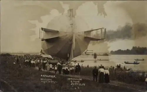 Foto Ak Zeppelin-Luftschiff LZ-4, Zwischenlandung auf dem Rhein, 1908