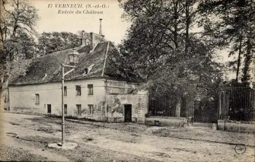 Ak Verneuil sur Seine Yvelines, Eingang Schloss